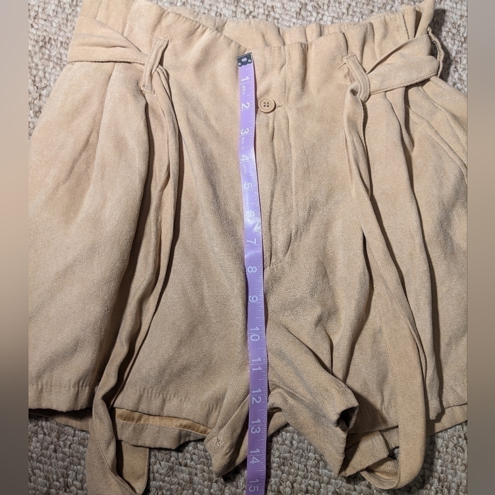 SALE 4/$25 Divided high waisted shorts size 6 with tie - Picture 6 of 6
